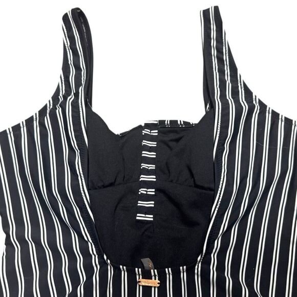 Raisins Del Mar Stripe Coconut Groove One Piece Size Large NWT - Picture 9 of 11